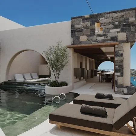 Stories Boutique Hotel 4*