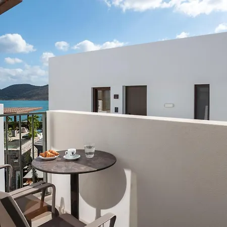Hotel Stories Boutique 4*