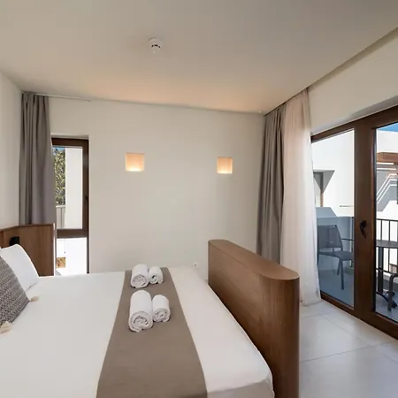 Hotel Stories Boutique 4*
