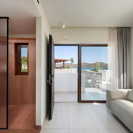 Hotel Stories Boutique 4*